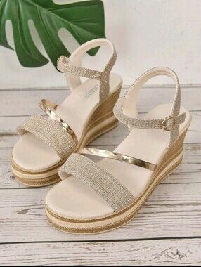 SHEIN Gold Glitter Wedge Sandals with Metallic Strap